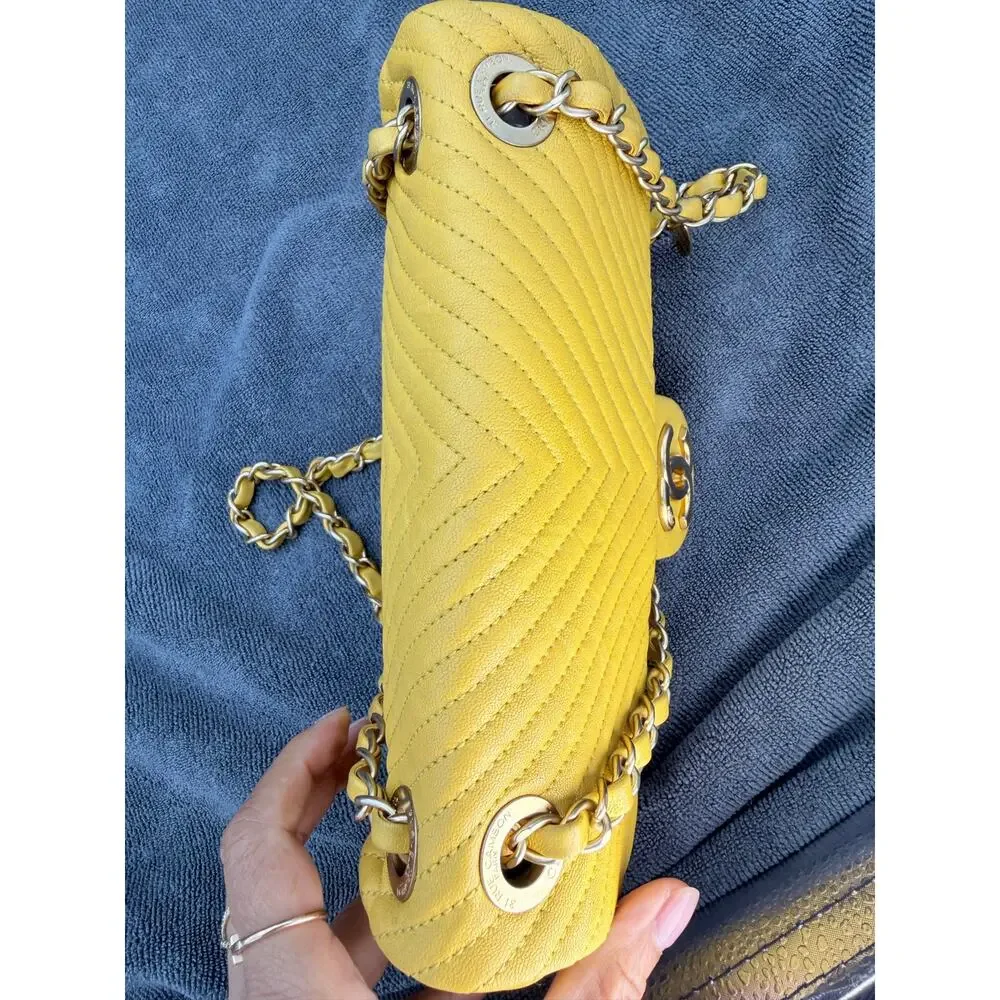 SALE $$$ CHANEL Small Single Flap Chevron Yellow Caviar Crossbody Bag GHW charm
